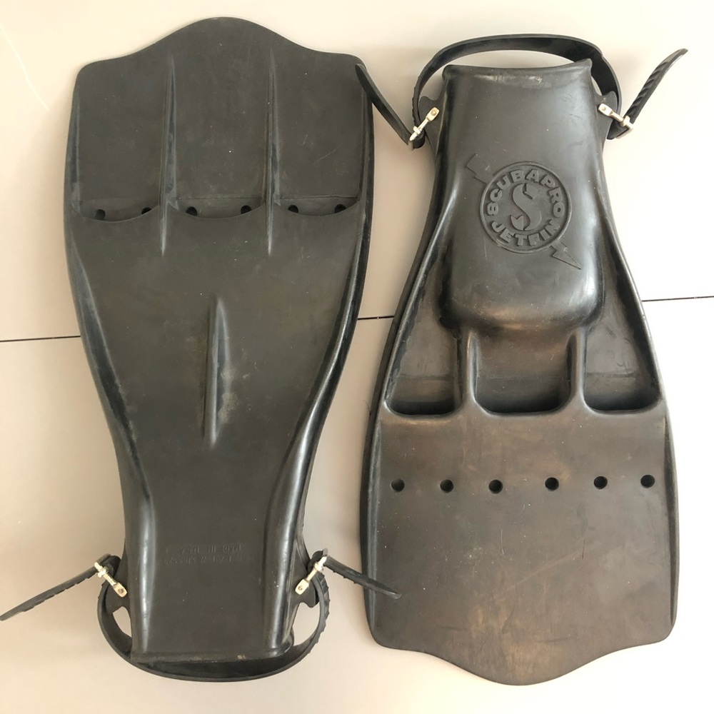 All rubber jetfins for diving